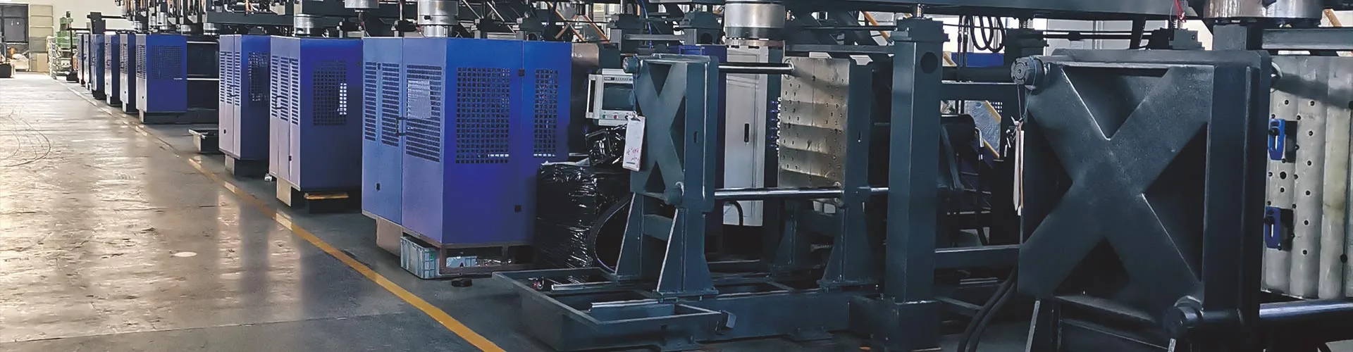 Machine de moulage par soufflage automatique : comment choisir et spécifier une ligne de production